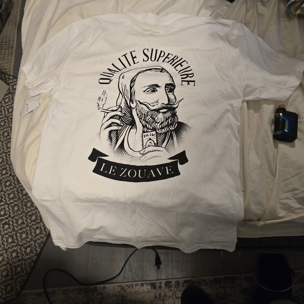 Le Zouave Graphic White Tee - Black Print